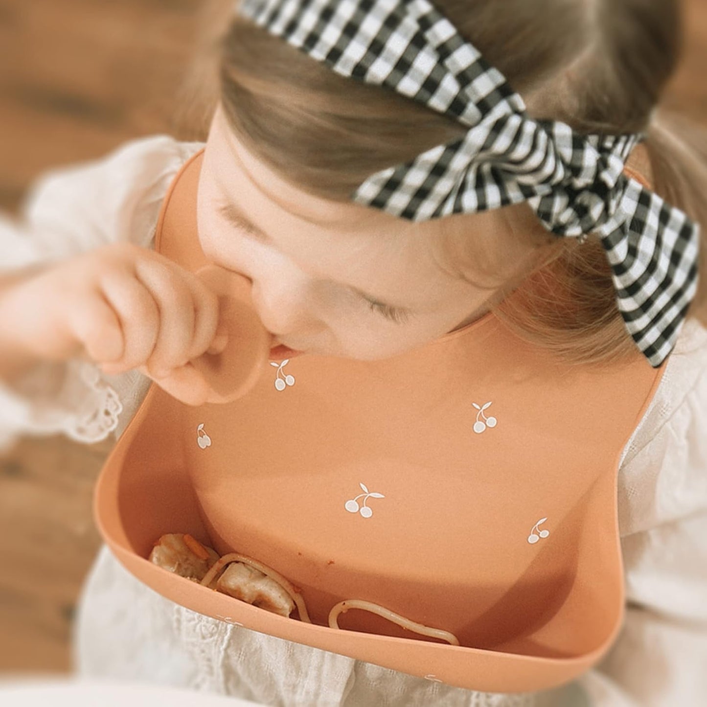 Moonkie Silicone Baby Bibs Set Of 2 | BPA Free Waterproof | Soft Flexible Silicone Bibs for Babies & Toddlers(Pale Mauve/Shifting Sand)